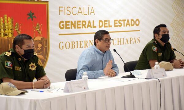 E7B84D93 F249 440F 81C8 7A47242BFDB3