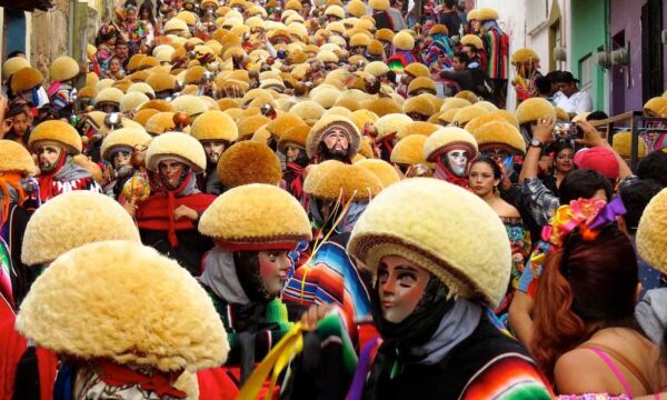 la-historia-de-los-parachicos-chiapa.jpg-5