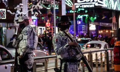 Elementos de la Guardia Nacional, de Marina y la policía municipal de Benito Juárez realizaron recorrido de vigilancia por la zona de discos de este destino turístico.