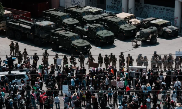 08dc-trump-california-hbqg-superJumbo