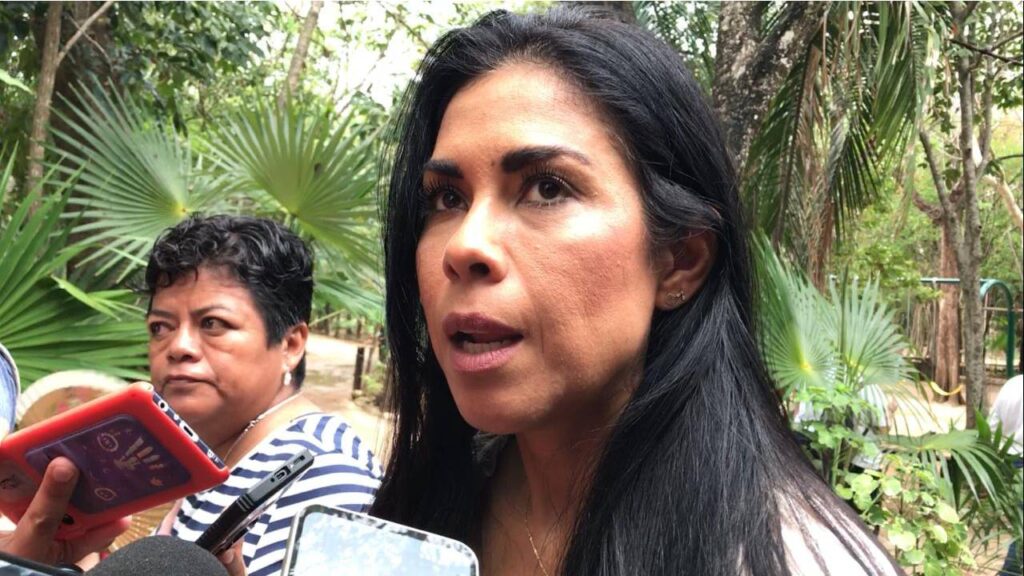 Retiran-espectaculares-en-Cancun-por-temporada-de-huracanes-1024x576