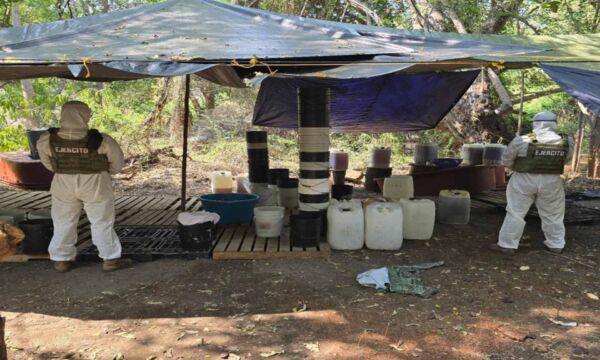 laboratorio-el-espinal-arteaga-michoacan