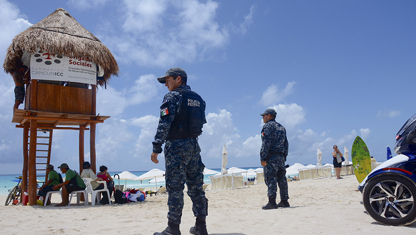 Cancun-playa-seguridad