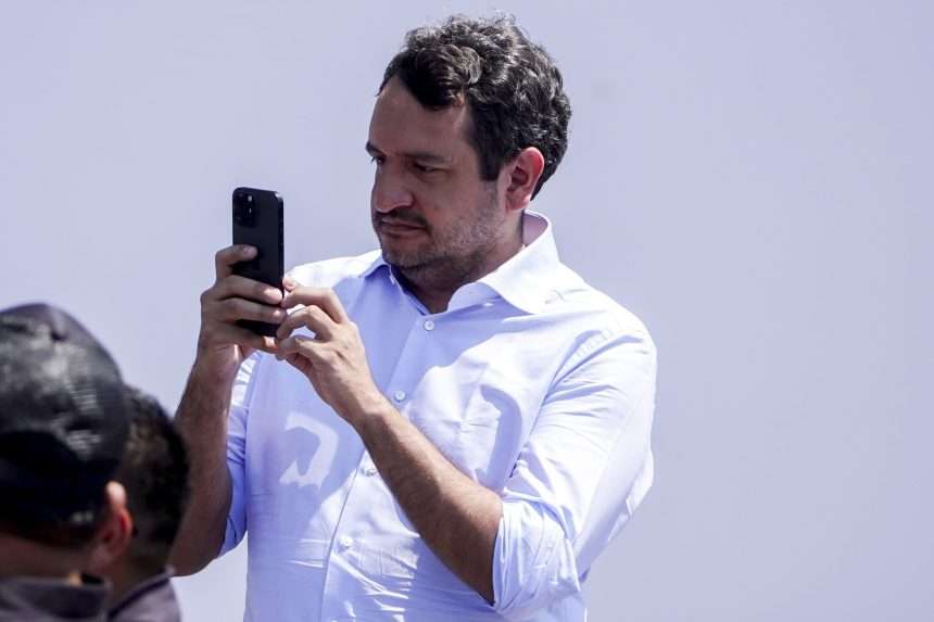 RODULFO-REYES-WEB-WEB-DPM07Jul25-1030646 Consejo-Nacional-Morena impreso-2-860x573