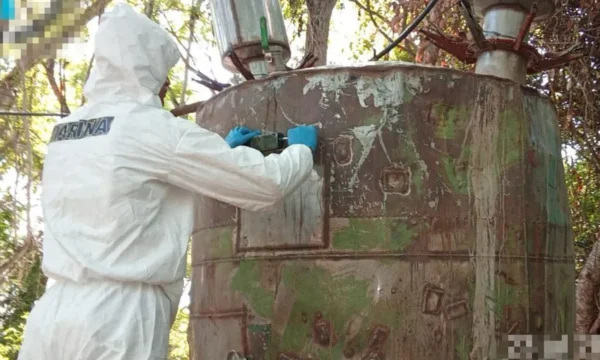 aseguran-4-mil-900-kilos-de-metanfetamina-y-neutralizan-dos-narcolaboratorios-en-culiacan