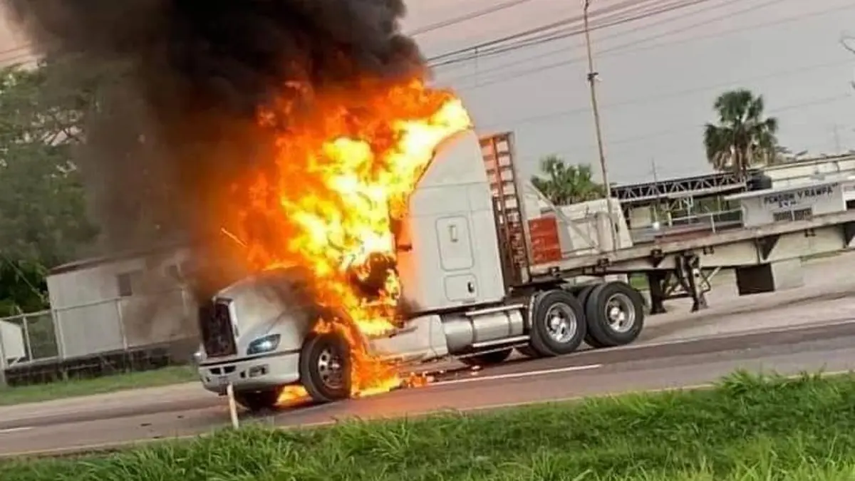 bloqueos-tabasco-incendios-autos-2