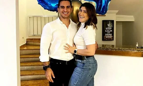 8bb6a541-4d02-4fa3-a8b8-aefbe9e34baf