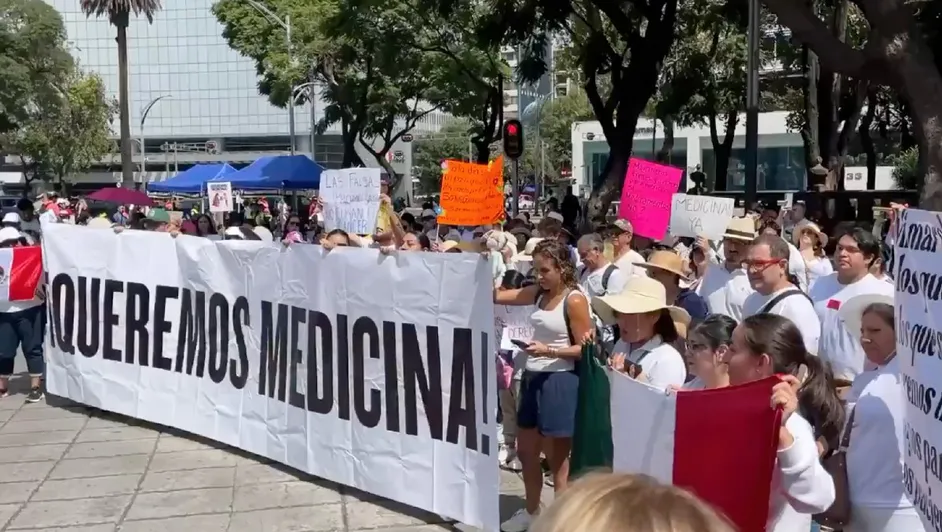 marcha-abastecimiento-medicinas-llevo-cabo
