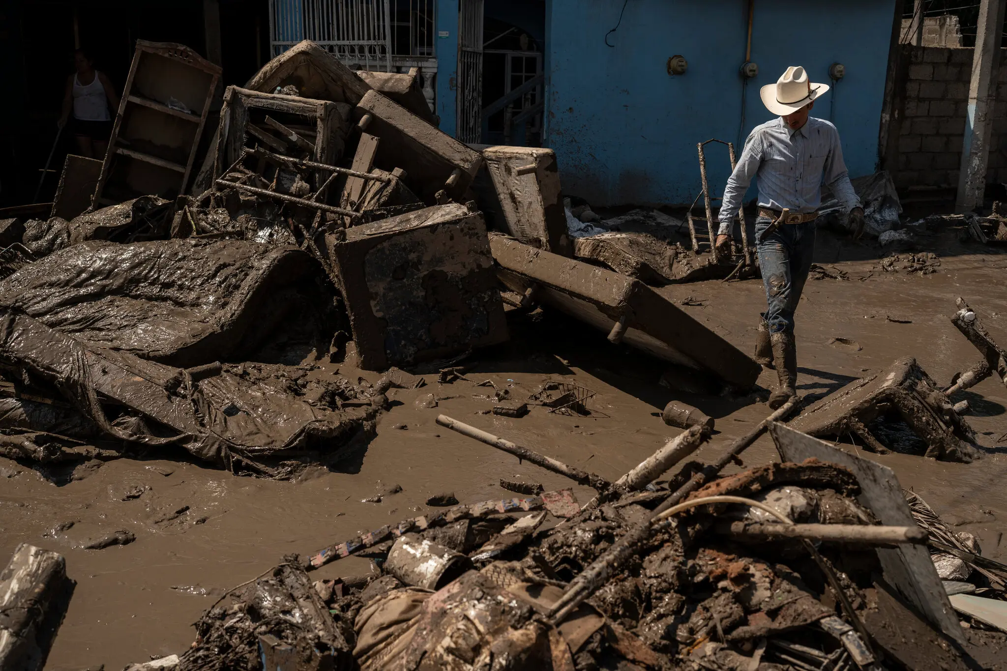 17int-veracruz-floods-08-cwbj-superJumbo