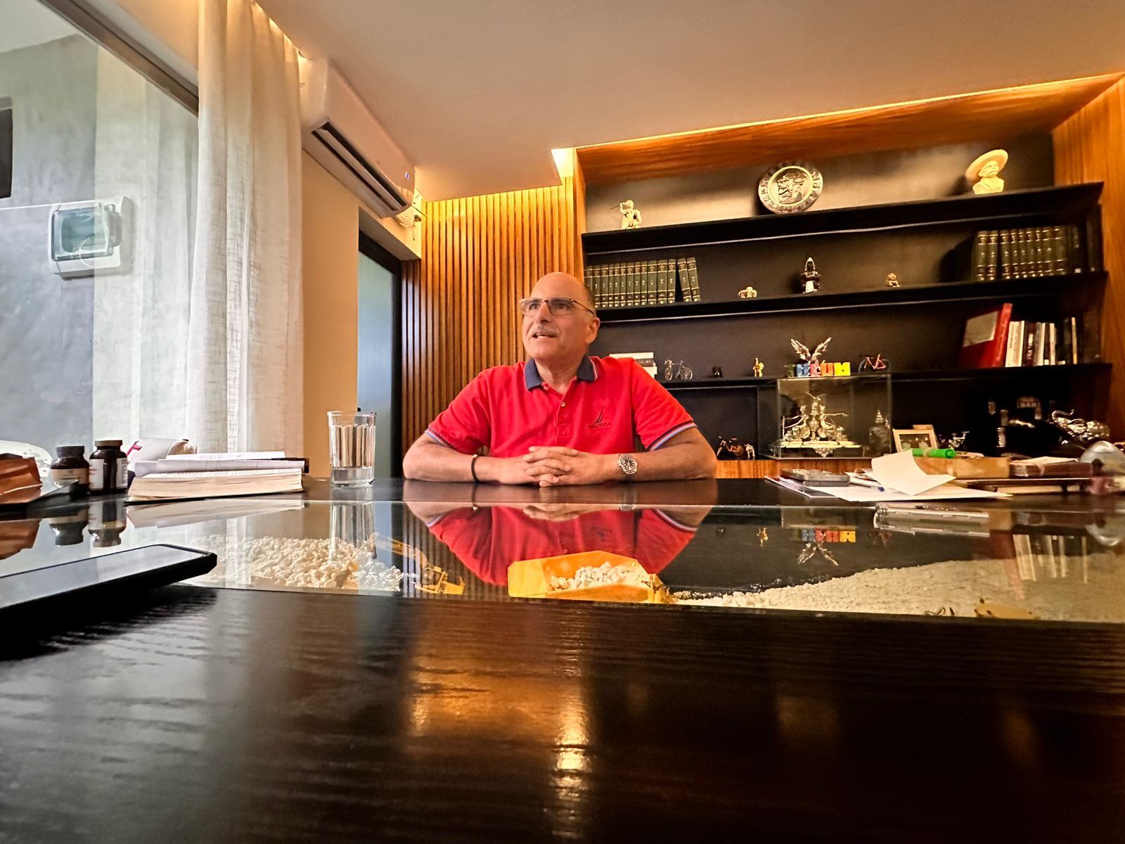 fe8a339b-8bd4-4d44-9b5f-f5da3edfff52