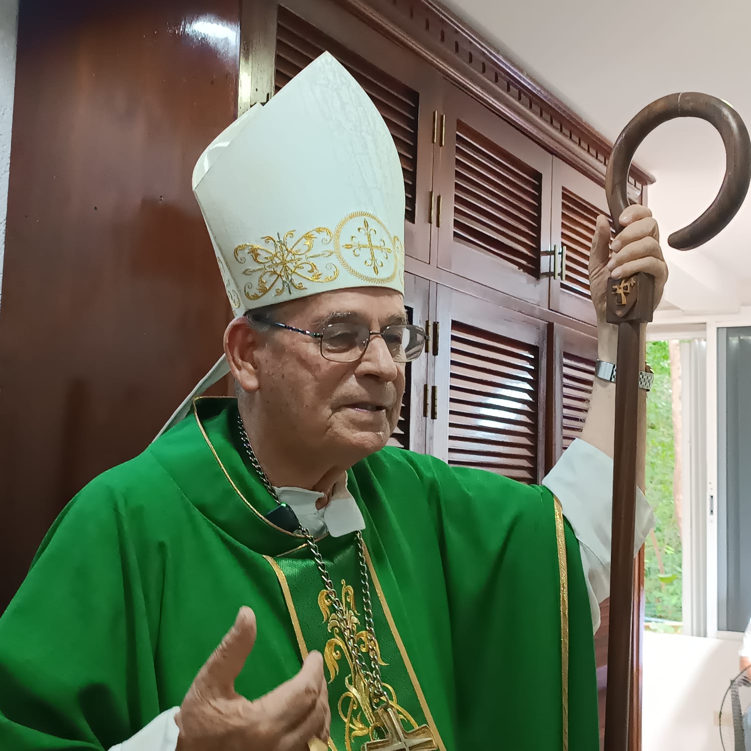 c6ea1910-f507-45ff-98c4-d6f79b9f03a1