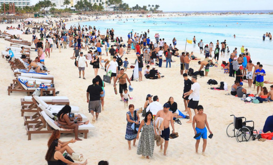 cancun-playa-turismo-e1776047829305-1160×700