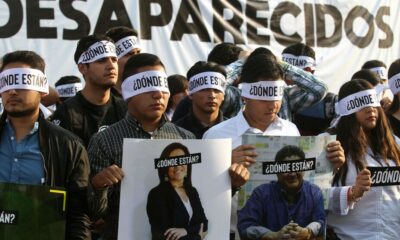 https___s3.amazonaws.com_arc-wordpress-client-uploads_infobae-wp_wp-content_uploads_2018_04_11053516_mexico-desaparecidos-estudiantes-afp